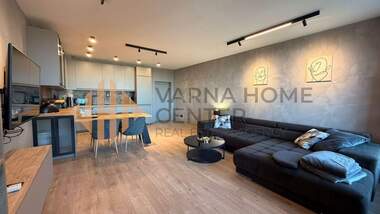 Închiriere - Apartament în Sfinții Constantin și Elena,  Varna