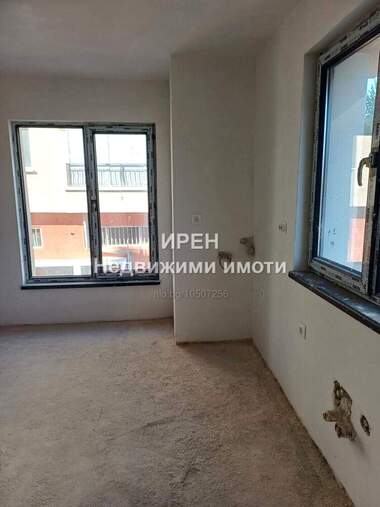 Verkauf - Büro/Lager/Schönheitssalon/Zahnarztbüro in Awren,  Iambol