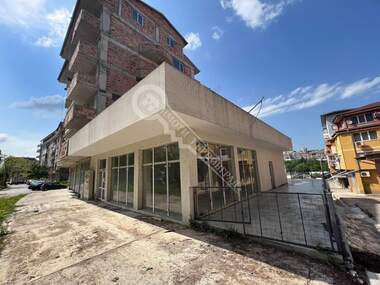 Vânzare - Magazin/Birou/Depozit/Salon de frumusețe/Restaurant în Buzludja,  Veliko Tărnovo