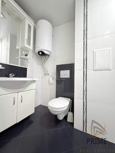Închiriere - Apartament în Slaveîkov,  Burgas