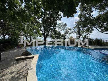 For rent - Apartment in Manastirski rid,  Varna