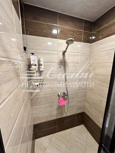 Vânzare - Apartament în Center,  Șumen