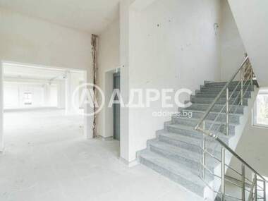 Продажа - Производственное помещение в Промишлена зона - Запад,  Варна