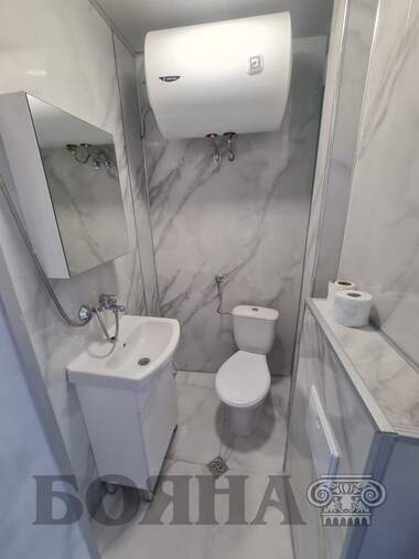Închiriere - Apartament în Center,  Ruse