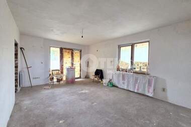For sale - House in Voluiak,  Sofia