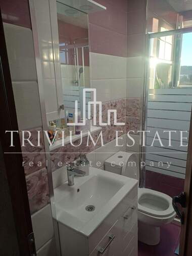 Продажба - Етаж от къща в Панагюрище,  Пазарджик