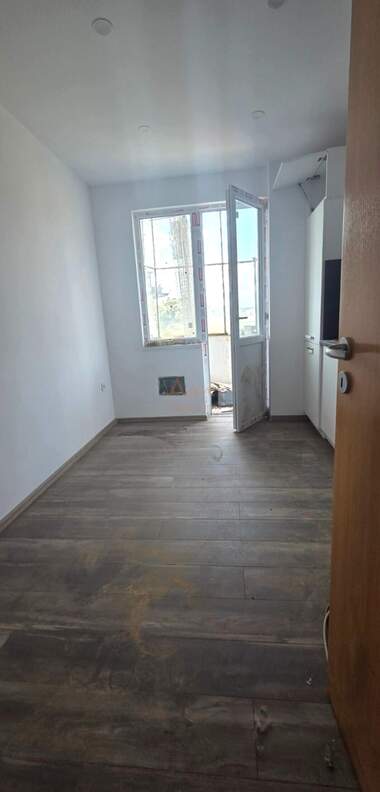 Verkauf - Wohnung in Karlowo,  Plowdiw