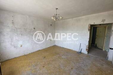 Vânzare - Apartament în Hale,  Iambol