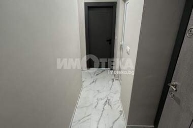 For sale - Apartment in Mladejki halm,  Plovdiv