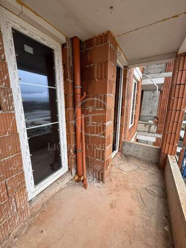 For sale - Apartment in Kiuchuk Parij,  Plovdiv