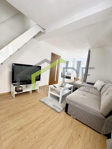 Închiriere - Apartament în Center,  Varna