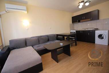 Închiriere - Apartament în Slaveîkov,  Burgas
