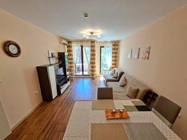 Vânzare - Apartament în Aheloî,  Burgas