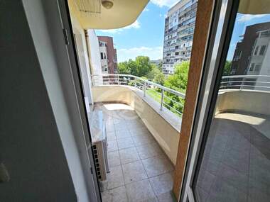 Vânzare - Apartament în Slaveîkov,  Burgas