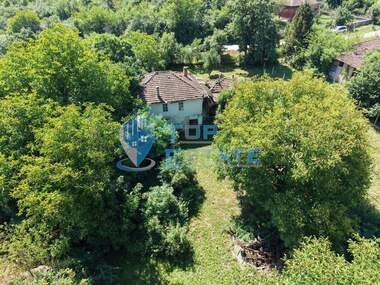 Vânzare - Casă în Slivovița,  Veliko Tărnovo