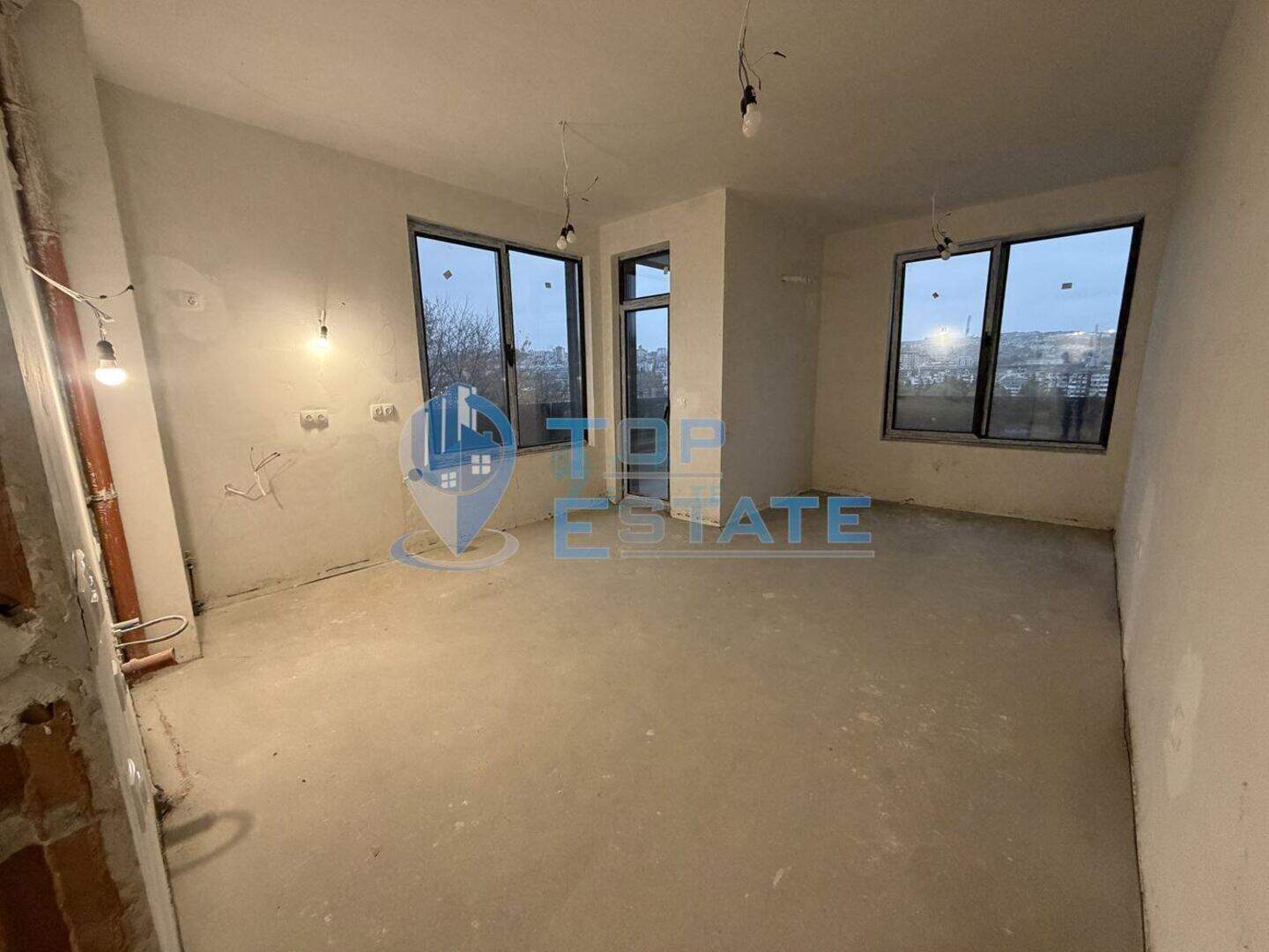 Тристаен Апартамент в Зона Б, Велико Търново – снимка 2