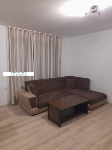 Miete - Wohnung in Mladejki halm,  Plowdiw