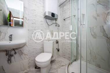 Наем - Апартамент в Център,  Пловдив