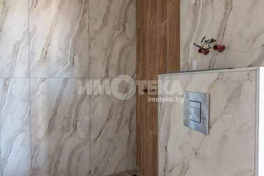 Продажба - Апартамент във Виница,  Варна