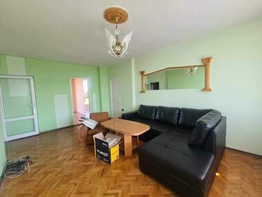 Vânzare - Apartament în Liuben Karavelov,  Haskovo