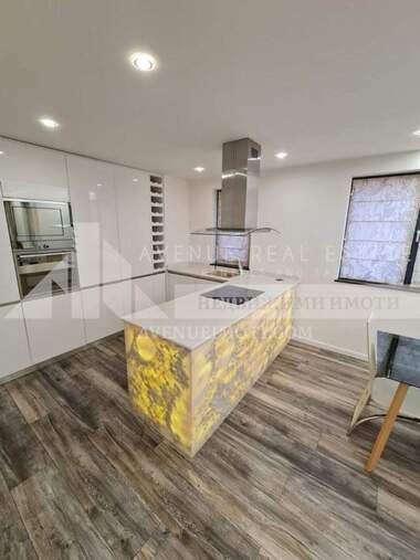 Vânzare - Apartament în Center,  Plovdiv