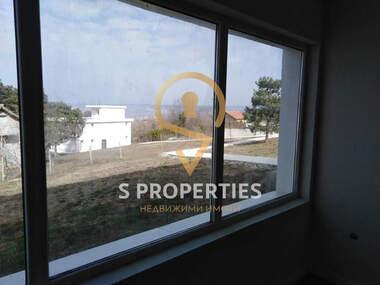 For sale - House in Zelenika,  Varna