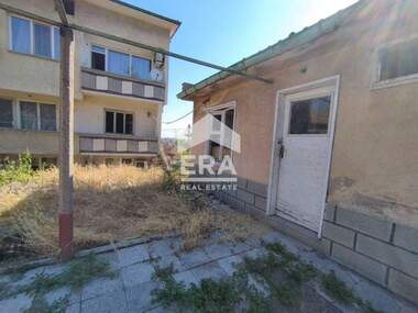 For sale - Floor of a house in Makedonski,  Haskovo