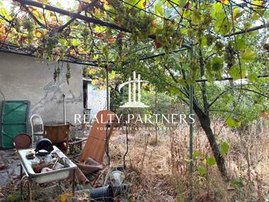For sale - House in Carkva,  Pernik