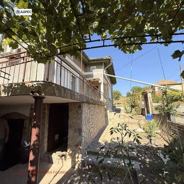 Vânzare - Casă în Gradina,  Pleven