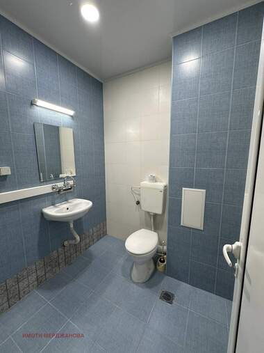 Vânzare - Magazin/Birou/Depozit/Salon de frumusețe/Cabinet de stomatologie în Bila-1,  Stara Zagora