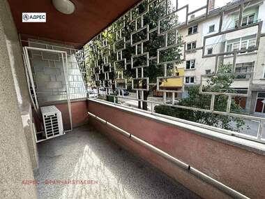 Închiriere - Apartament în Ideal City Center,  Pleven