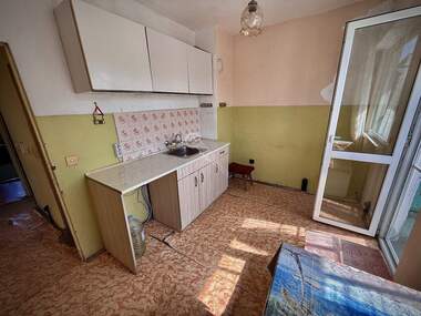 Verkauf - Wohnung in Liaskowez,  Weliko Tarnowo