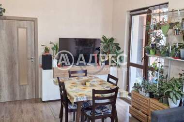 Satış - Apartman olarak Vazrajdane 3,  Varna