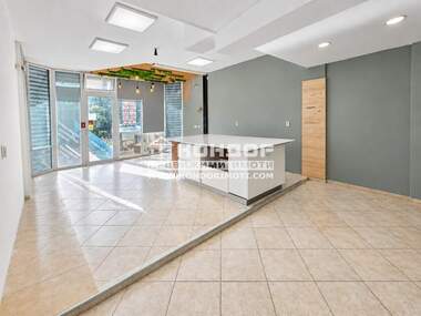 For sale - Store in Trakia,  Plovdiv