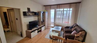 For sale - Apartment in Osvobojdenie,  Razgrad
