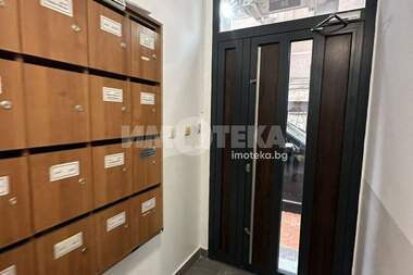 Продажба - Апартамент в Операта,  Варна