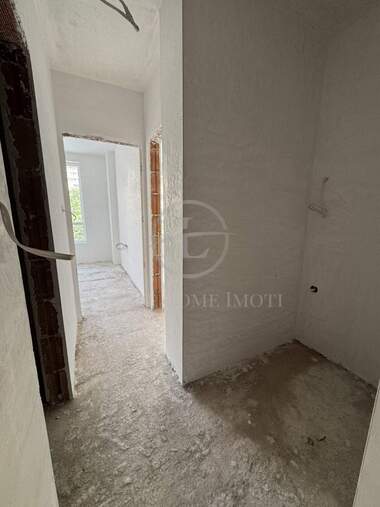 For sale - Apartment in Iujen,  Plovdiv