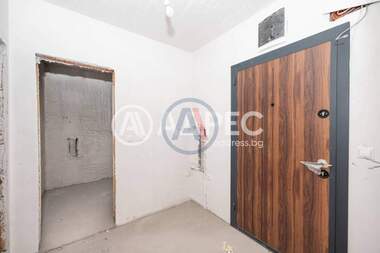 Продажба - Апартамент в Тракия,  Пловдив