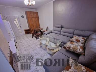 Наем - Апартамент в Център,  Русе