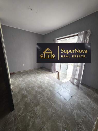 For rent - Office/Store/Beauty saloon/Dental office in Center,  Haskovo
