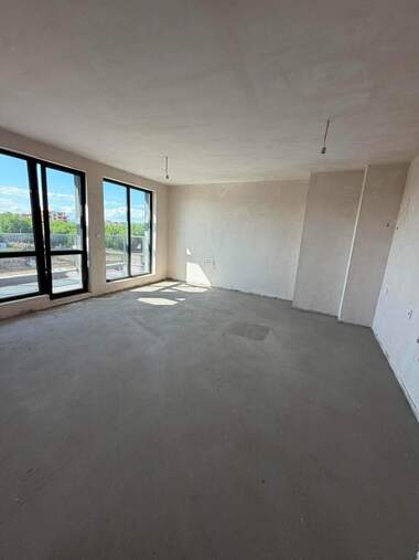 Vânzare - Apartament în Ostromila,  Plovdiv
