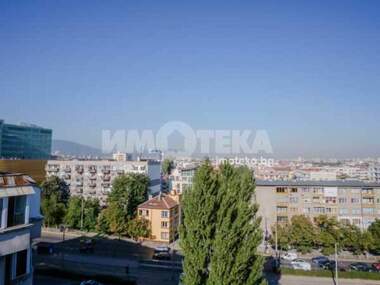 Vânzare - Apartament în Oboriștie,  Sofia
