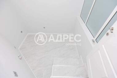 Ενοίκιο - Γραφείο σε Колхозен пазар,  Варна