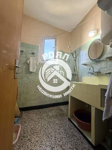 For sale - Apartment in Kiuchuk Parij,  Plovdiv