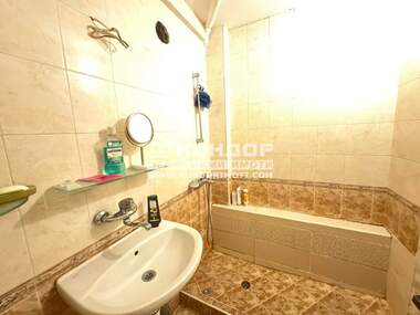 Vânzare - Apartament în Center,  Plovdiv
