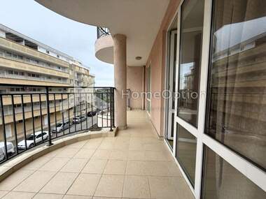 Vânzare - Apartament în Sunny Beach,  Burgas
