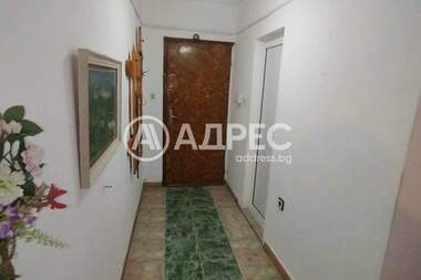 Vânzare - Apartament în Hale,  Iambol