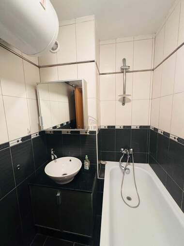 Verkauf - Wohnung in Wazrajdane,  Burgas