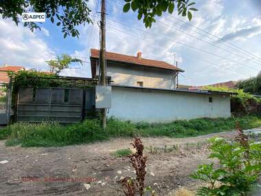 Vânzare - Casă în Galatin,  Vrața