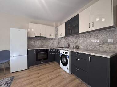 Miete - Wohnung in Mladost 2,  Warna